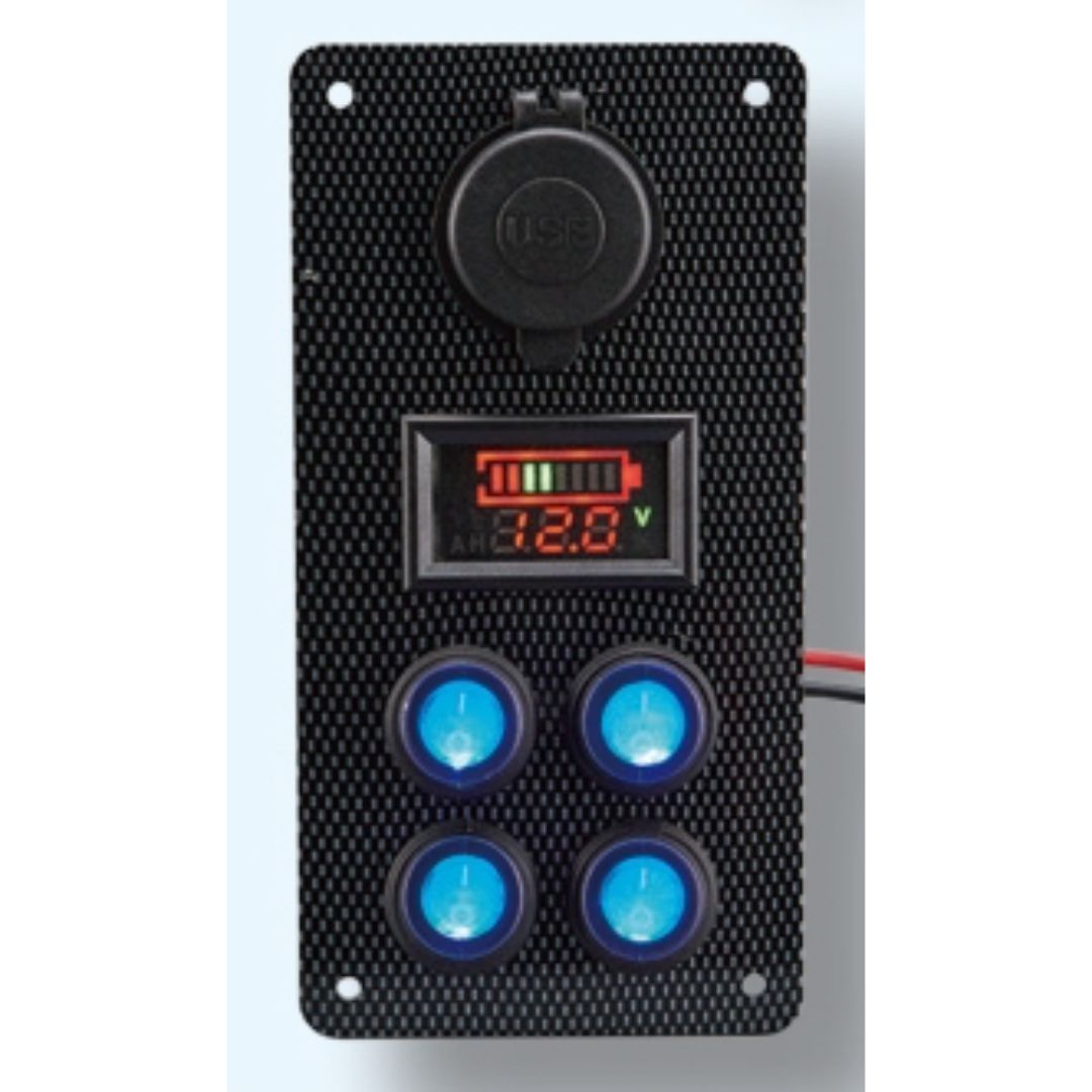 Bryterpanel m/voltmeter og usb uttak 4-v