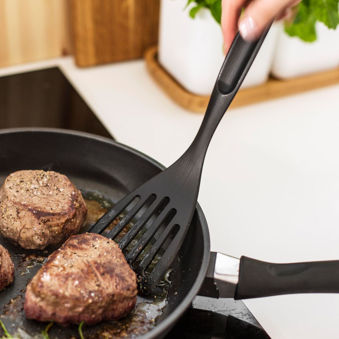 Gastromax stekespade med hull 29,5 cm - Bilde 2