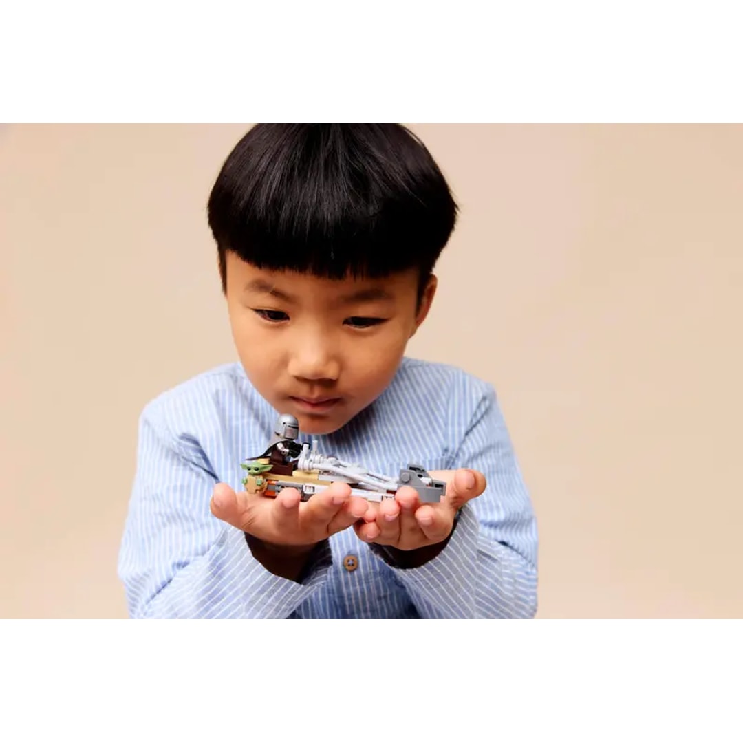 Lego mandalorianeren og grogus speedersy - Bilde 11