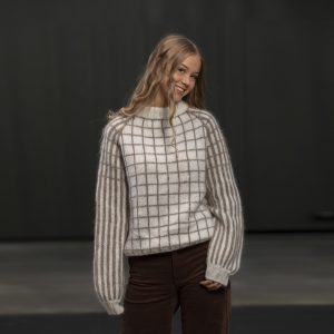 India genser 2203-08a